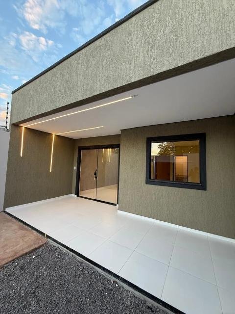Casa com 2 suítes no Jardim Buriti