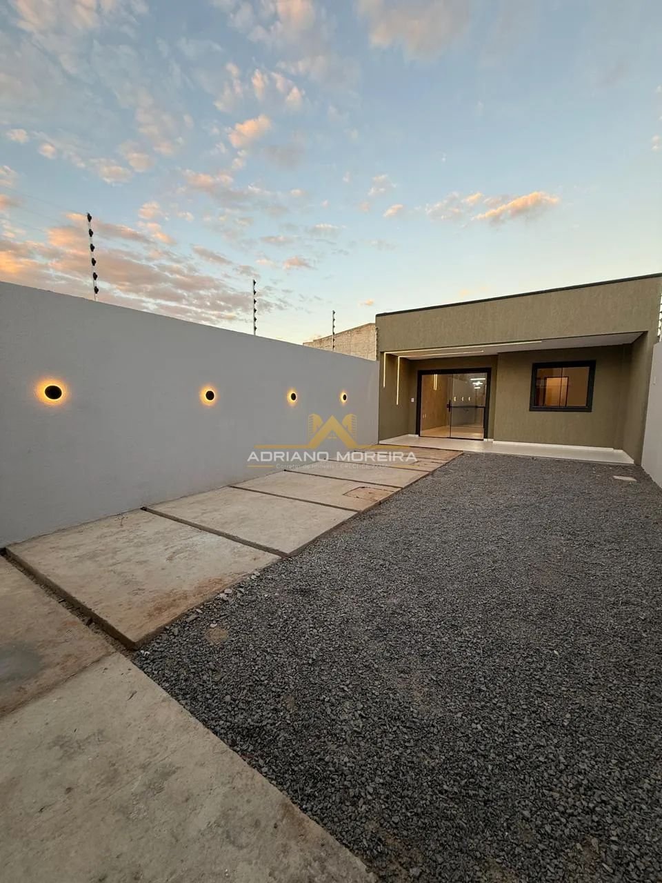Casa com 2 suítes no Jardim Buriti