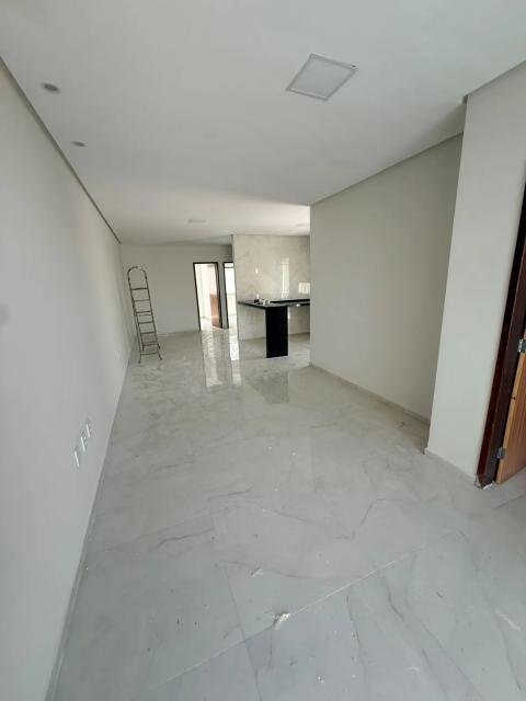 Casa com 3 quartos no Aeroville