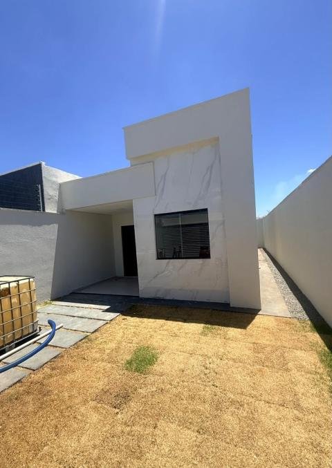 Casa com 3 quartos no Aeroville