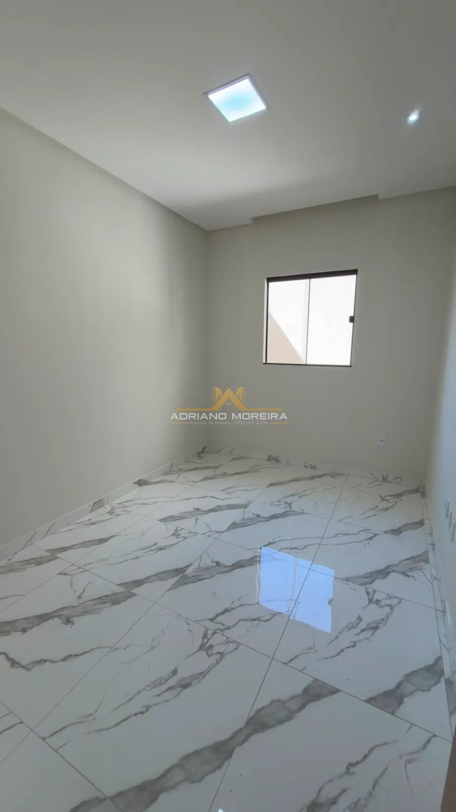 Casa com 3 quartos e 2 suítes por R$ 300 mil