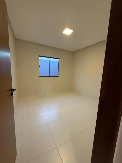 Casa com 2 suítes no Jardim Buriti