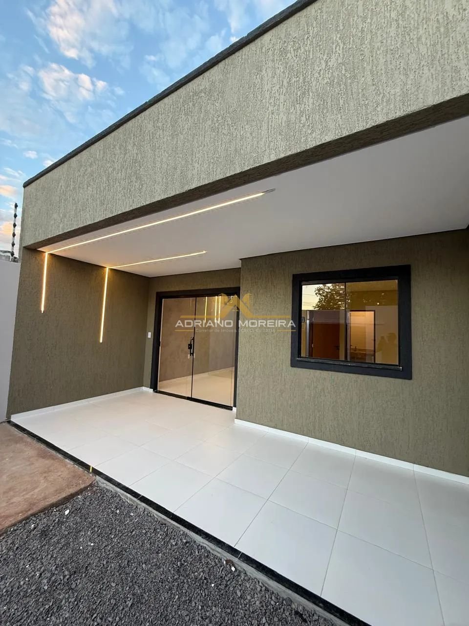 Casa com 2 suítes no Jardim Buriti