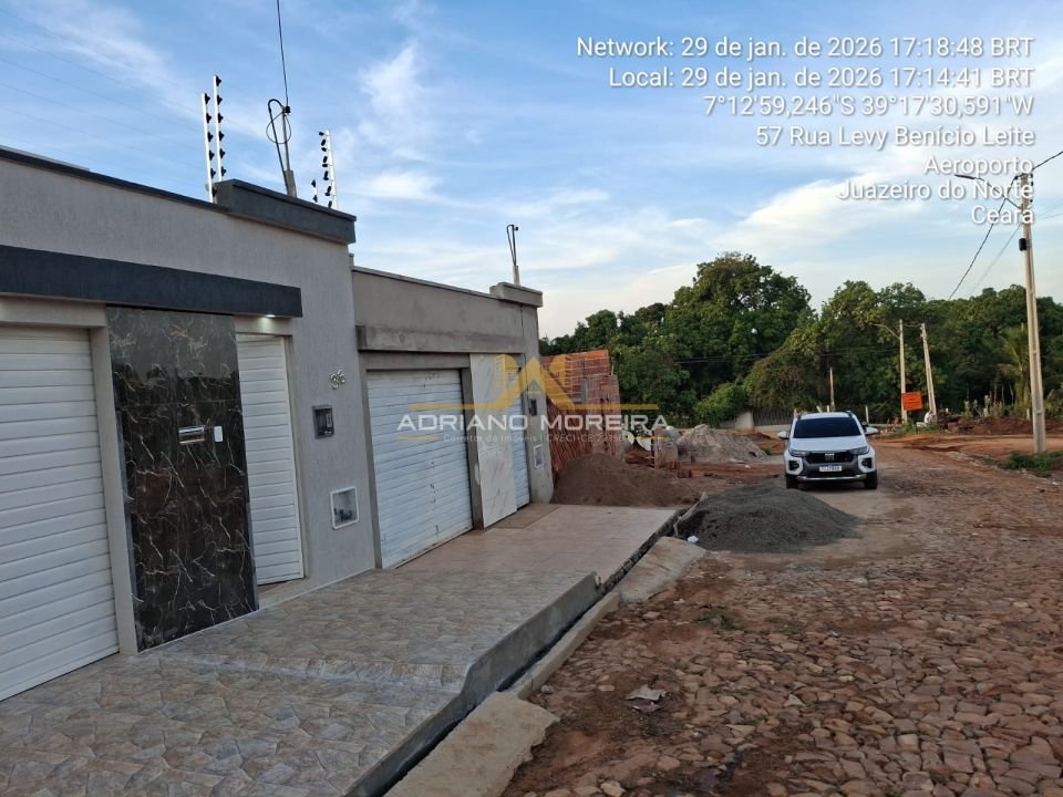Casa à venda em Juazeiro do Norte no Leandro Bezerra