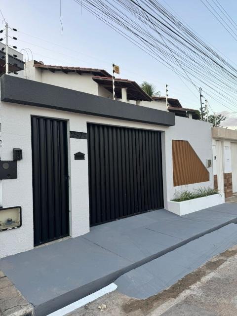 Casa à venda em Juazeiro do Norte no Limoeiro